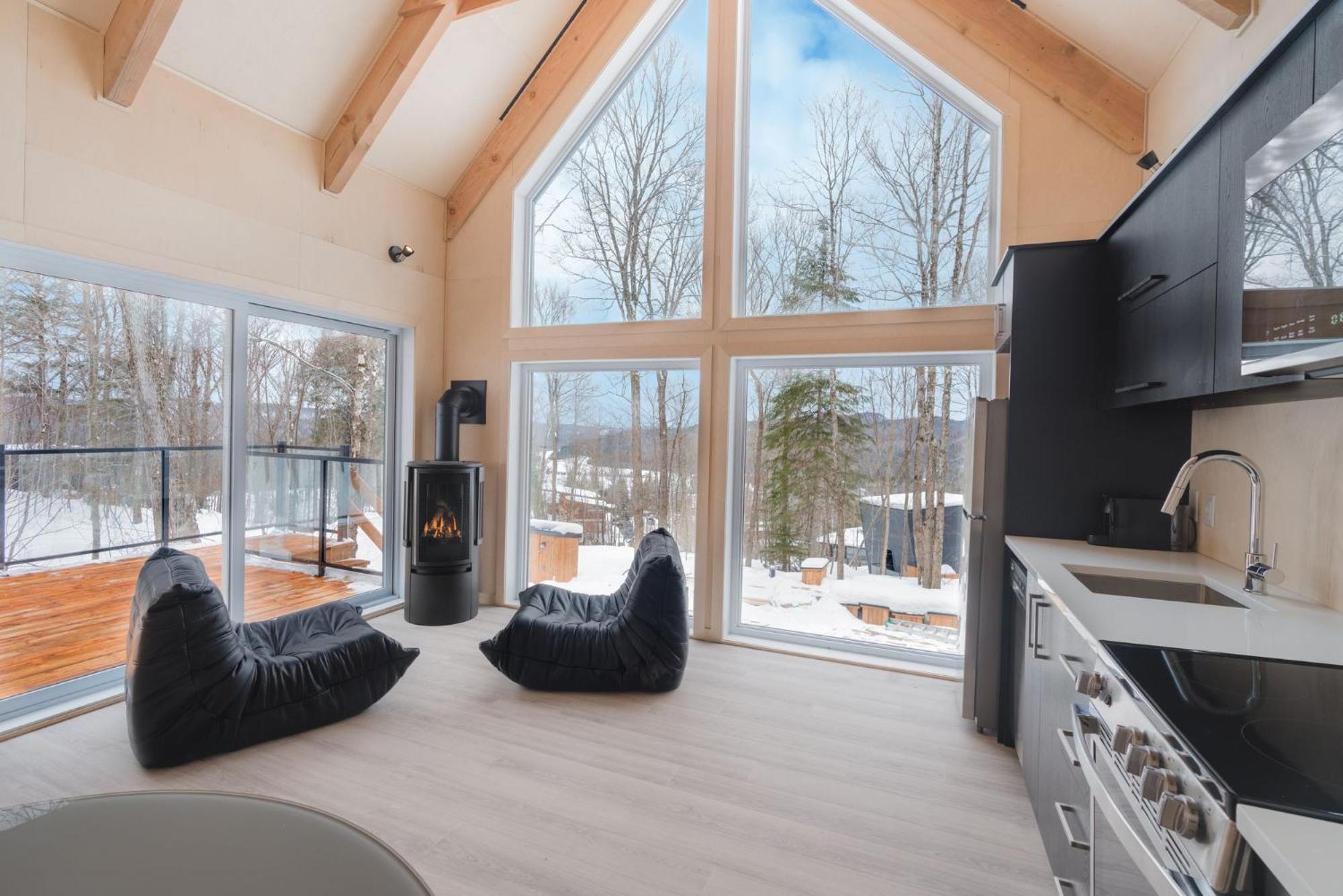 Bel Air Tremblant Hotel & Residences 몽트랑블랑 객실 사진